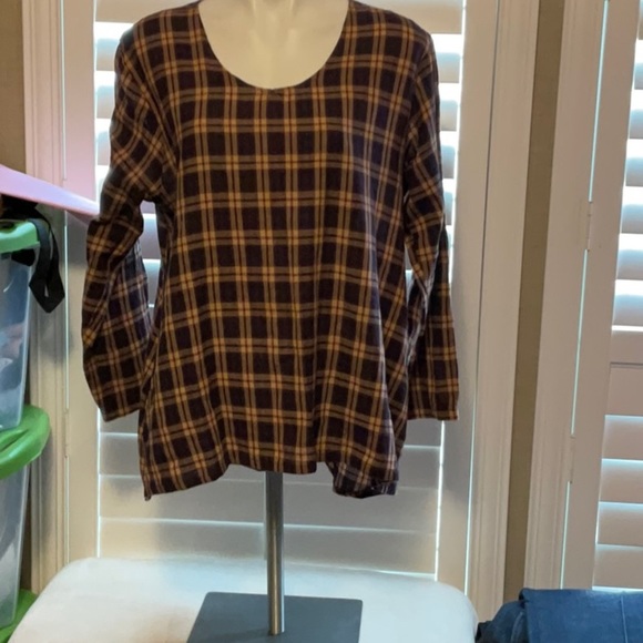 Brown and Black Boxy Blouse with Long Sleeves - Picture 1 of 6